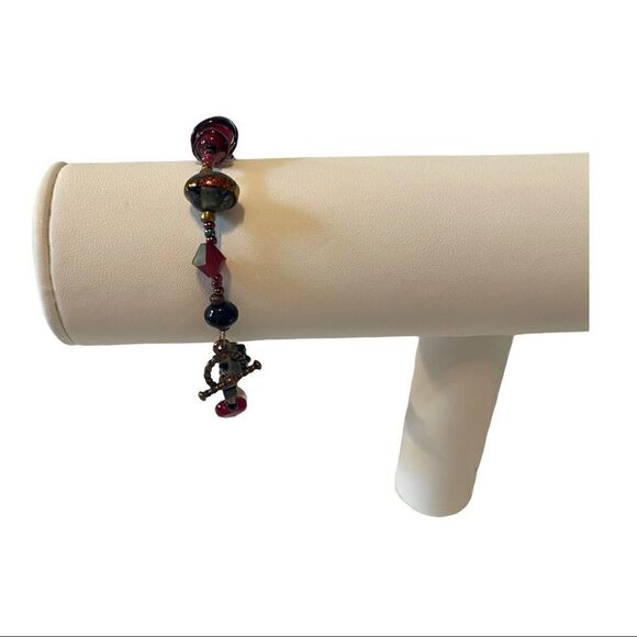 Handmade Glass Bead Bracelet.  - Picture 4 of 8